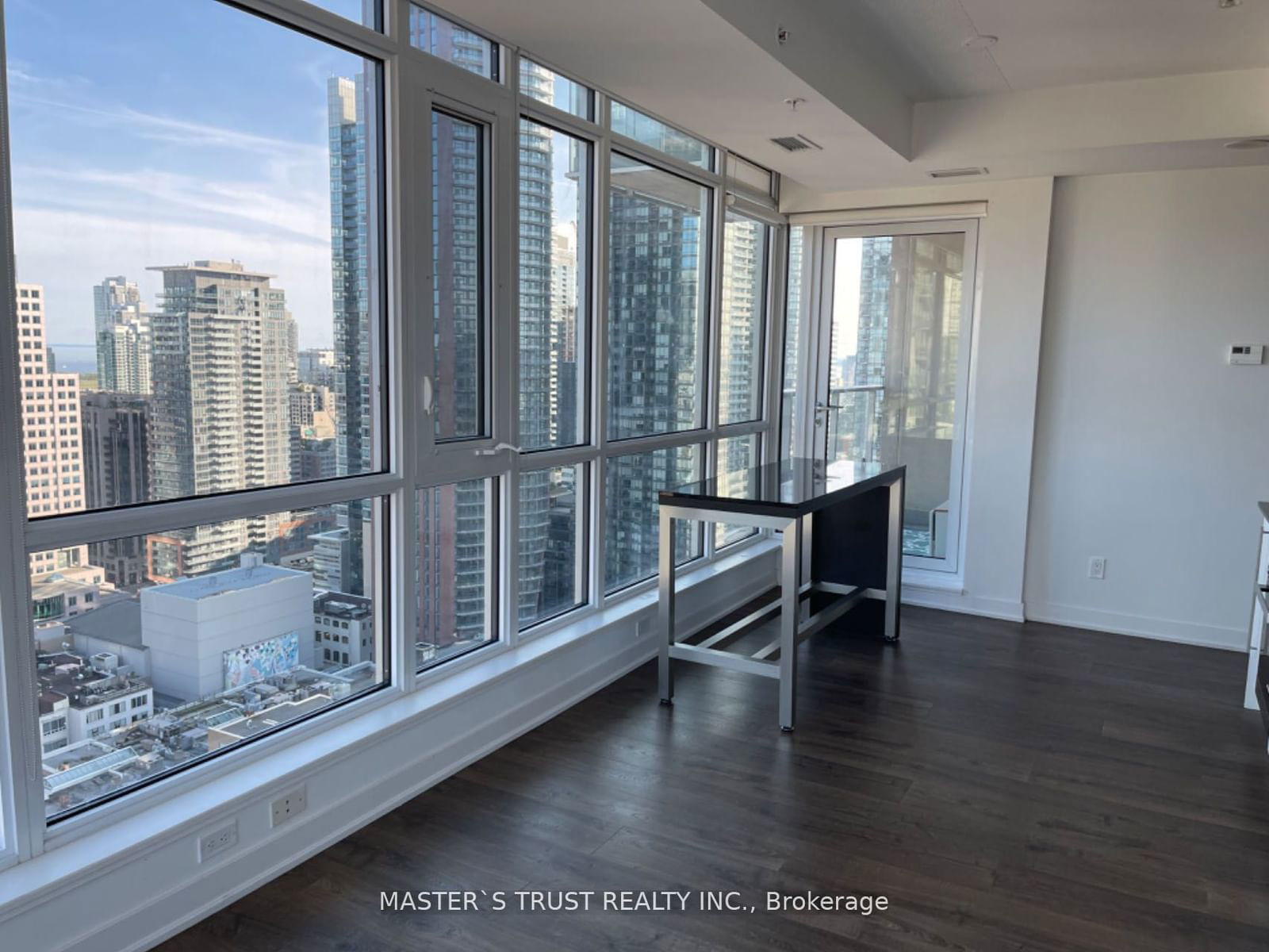 30 Nelson St, unit 2704 for rent