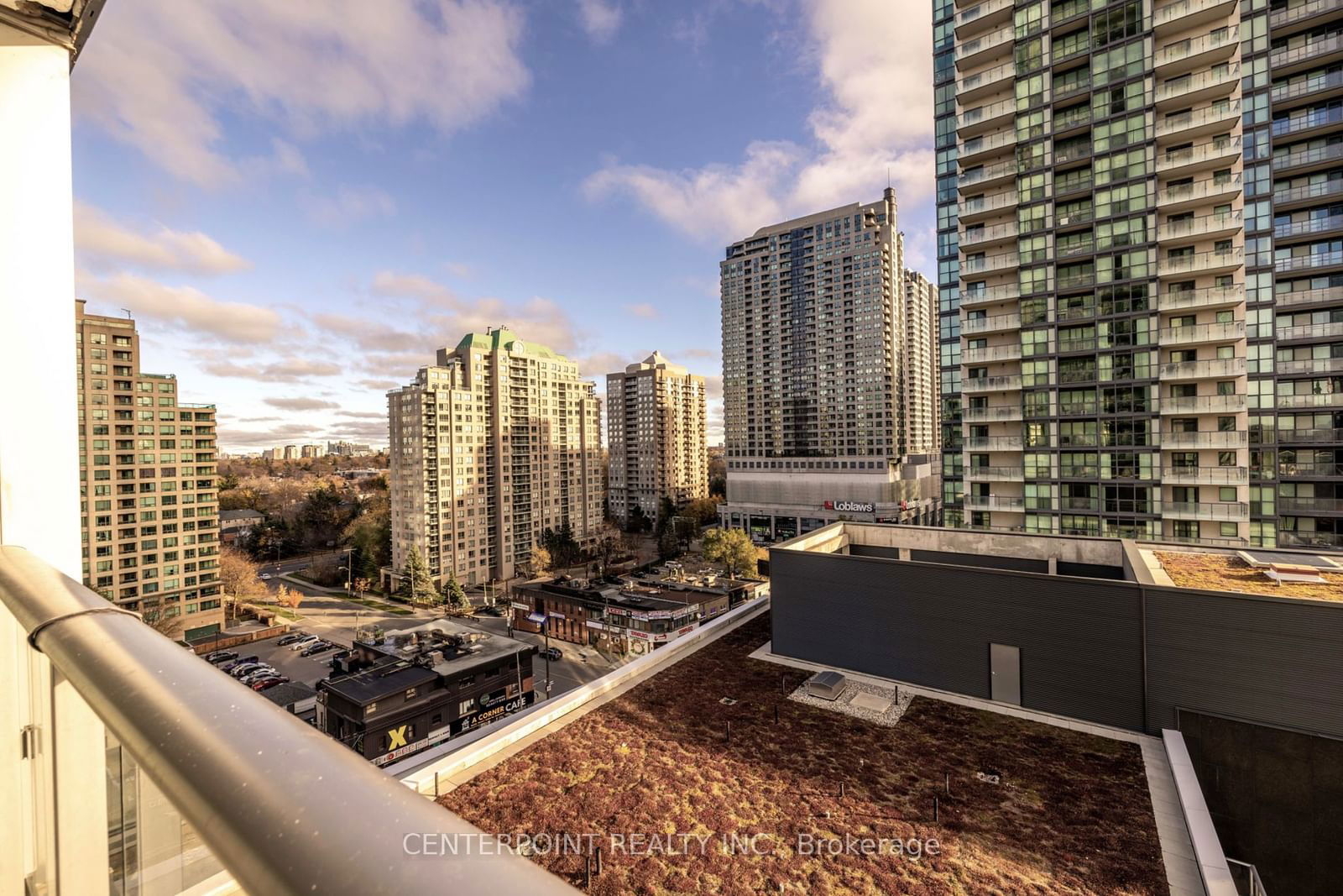 5180 Yonge St, unit 808 for sale