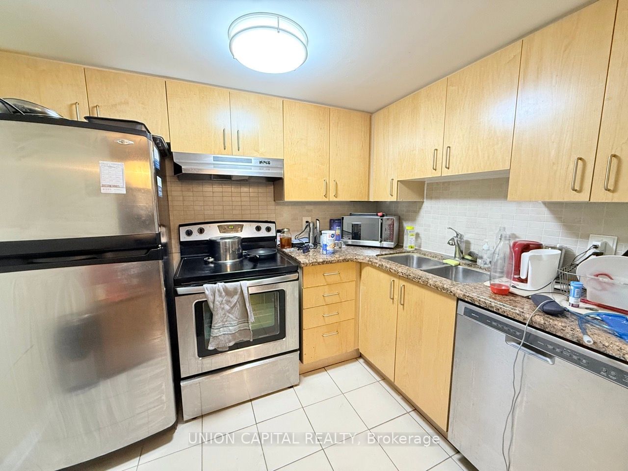 96 Strachan Ave, unit 621 for rent