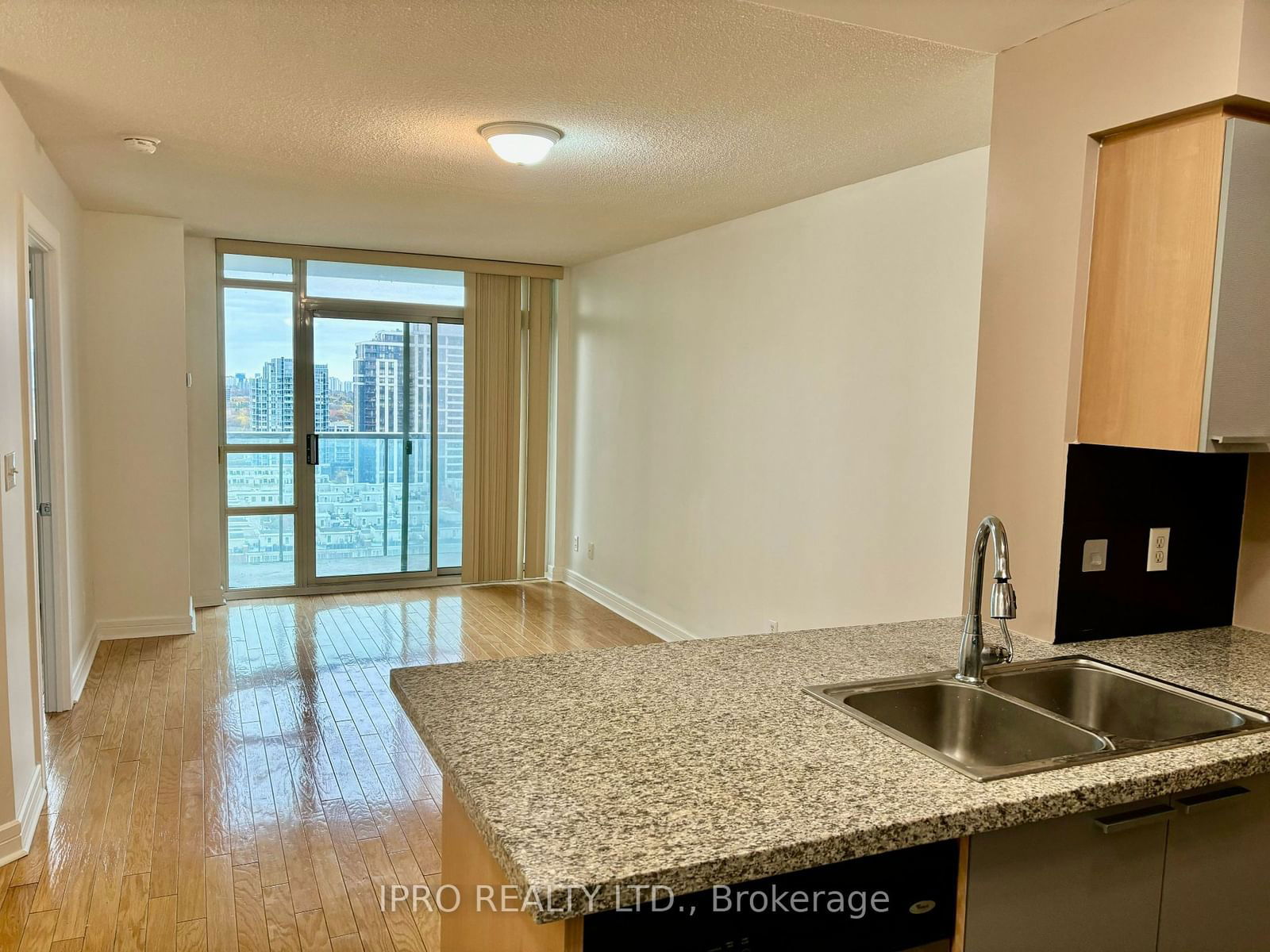 18 Harrison Garden, unit 1605 for rent