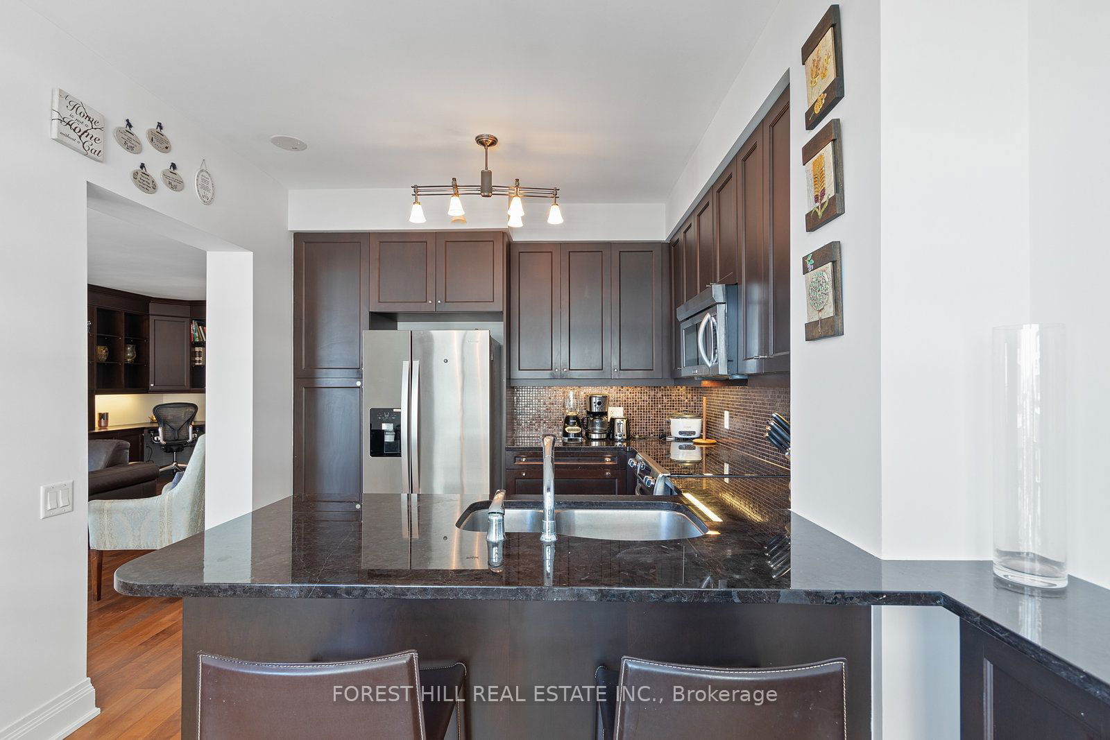 2191 Yonge St, unit 4906 for sale