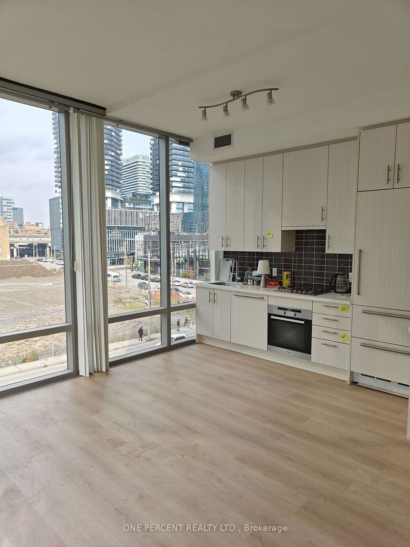 39 Queens Quay E, unit 441 for rent