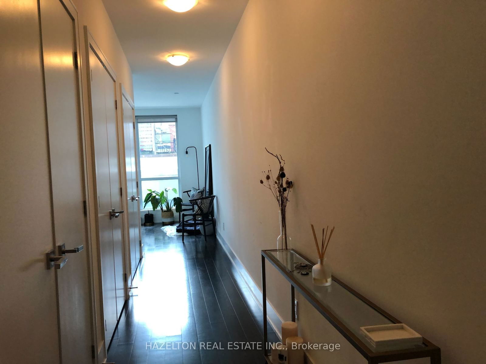 170 Avenue Rd, unit 210 for rent