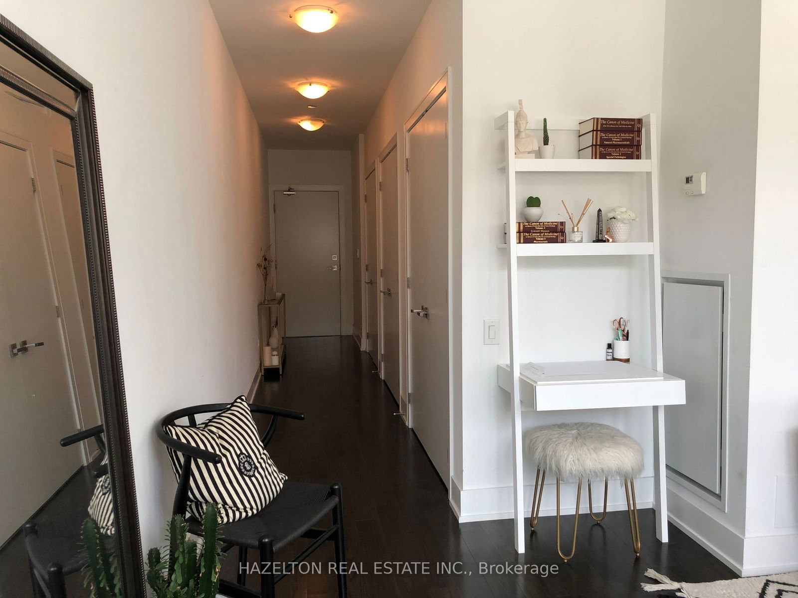 170 Avenue Rd, unit 210 for rent