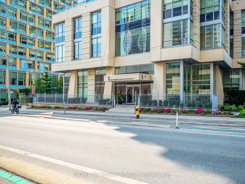 500 Sherbourne St, unit 2604 for sale