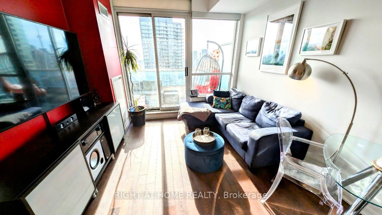 500 Sherbourne St, unit 2604 for sale