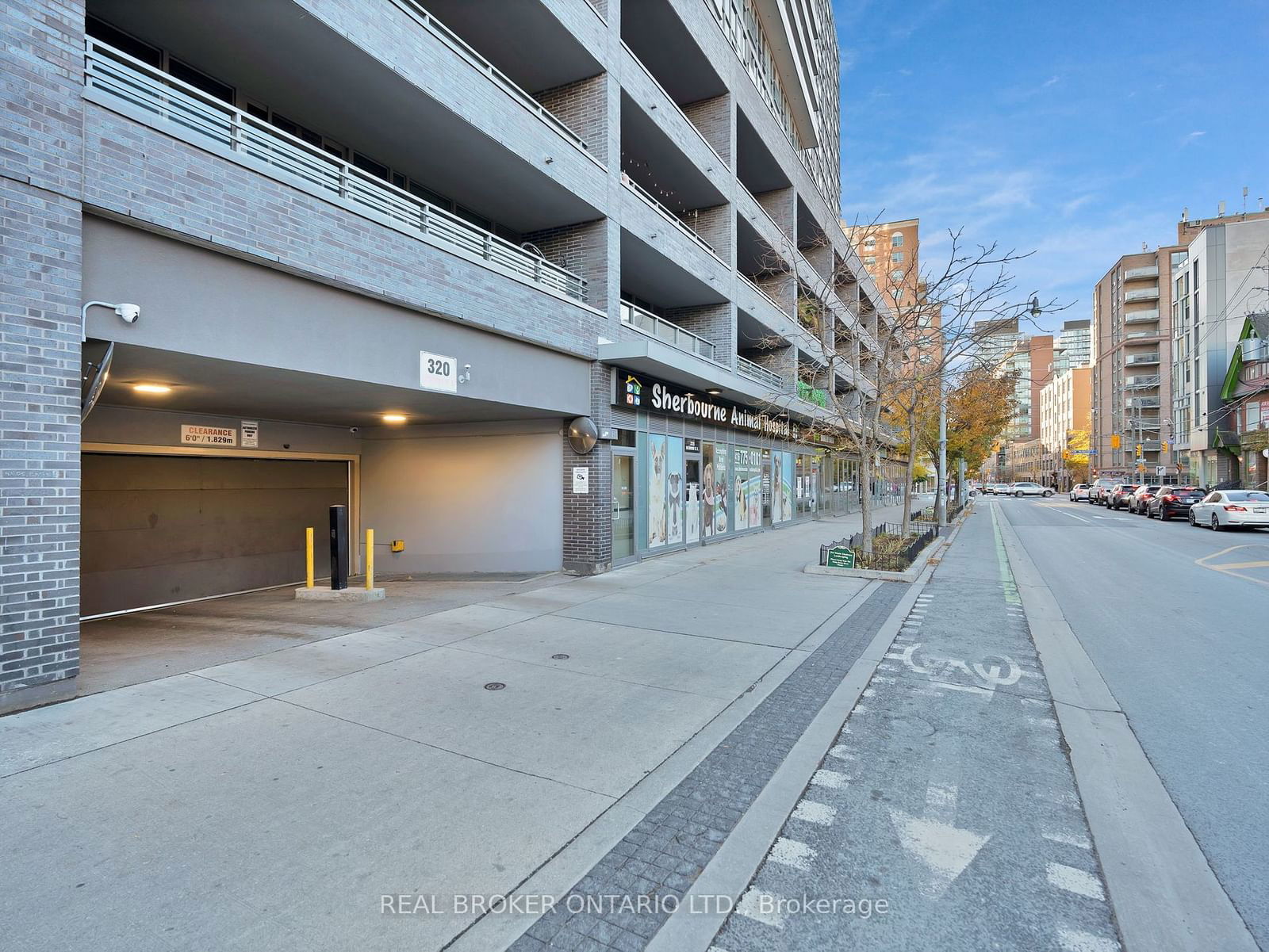 320 Richmond St E, unit 301 for rent