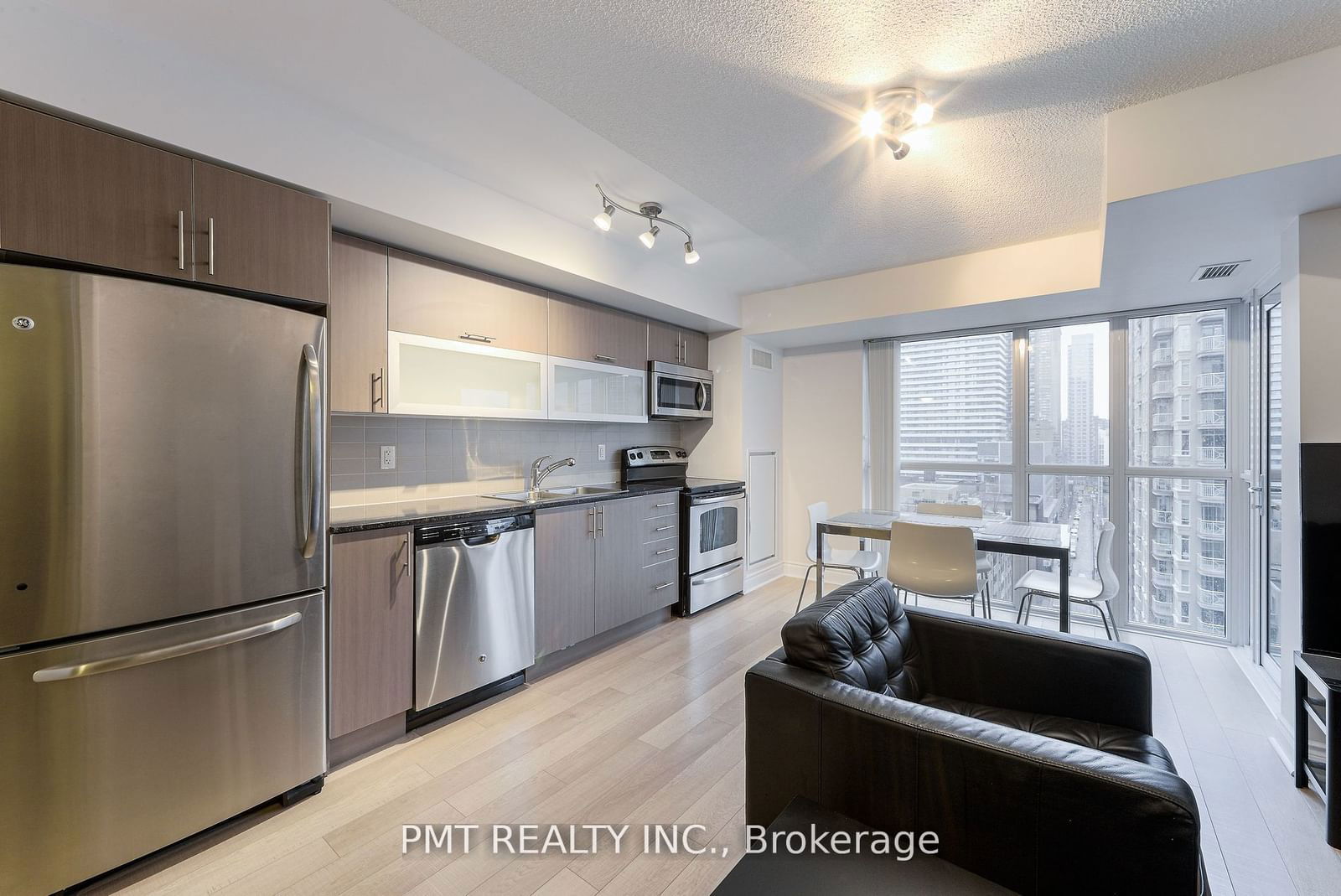 28 Ted Rogers Way, unit 1508 for rent