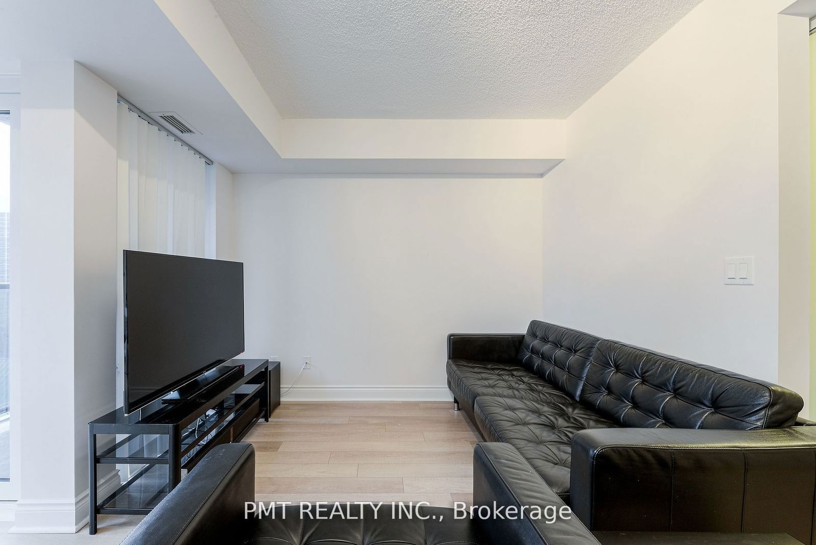 28 Ted Rogers Way, unit 1508 for rent