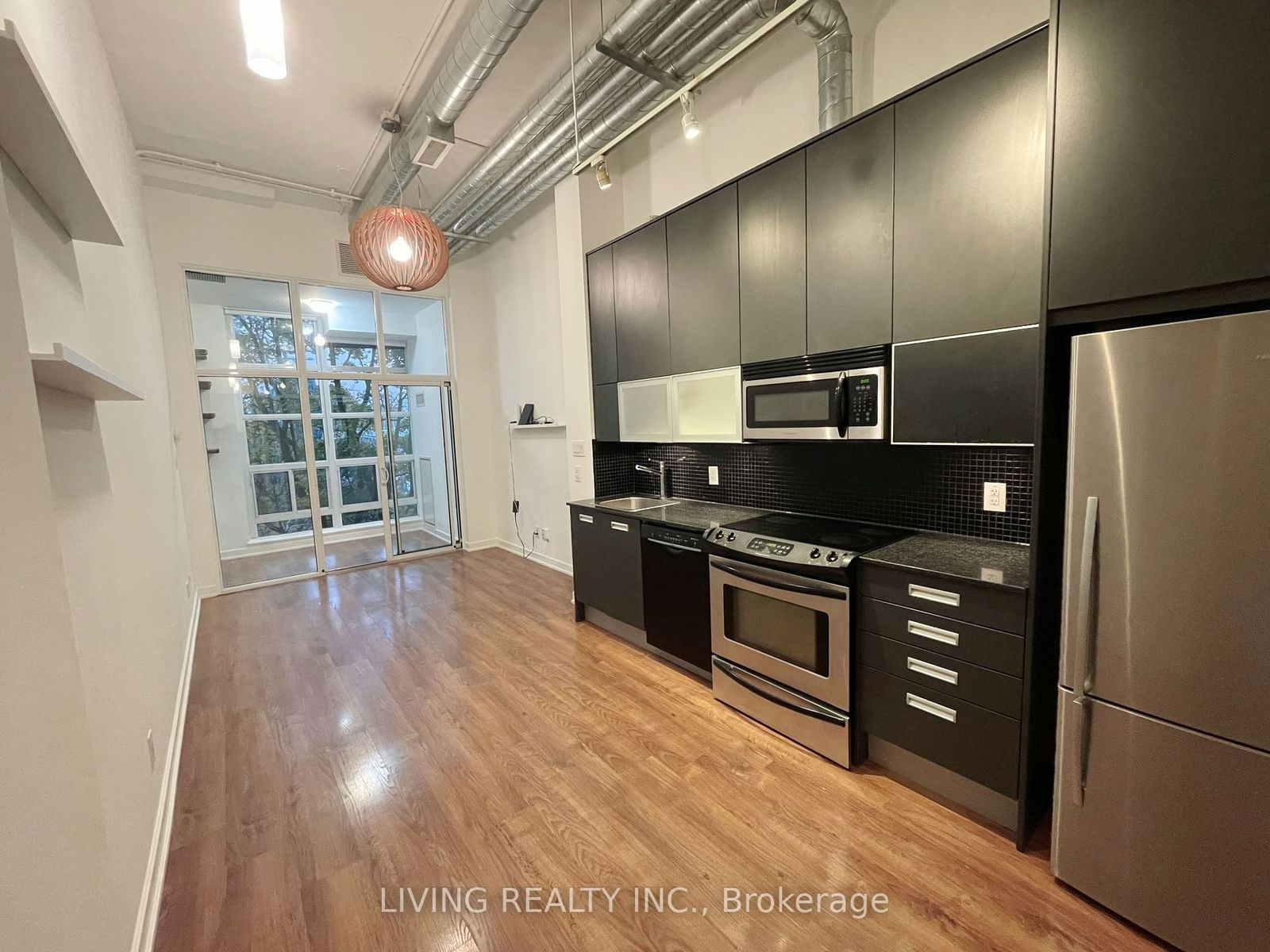 380 Macpherson Ave, unit 328 for rent