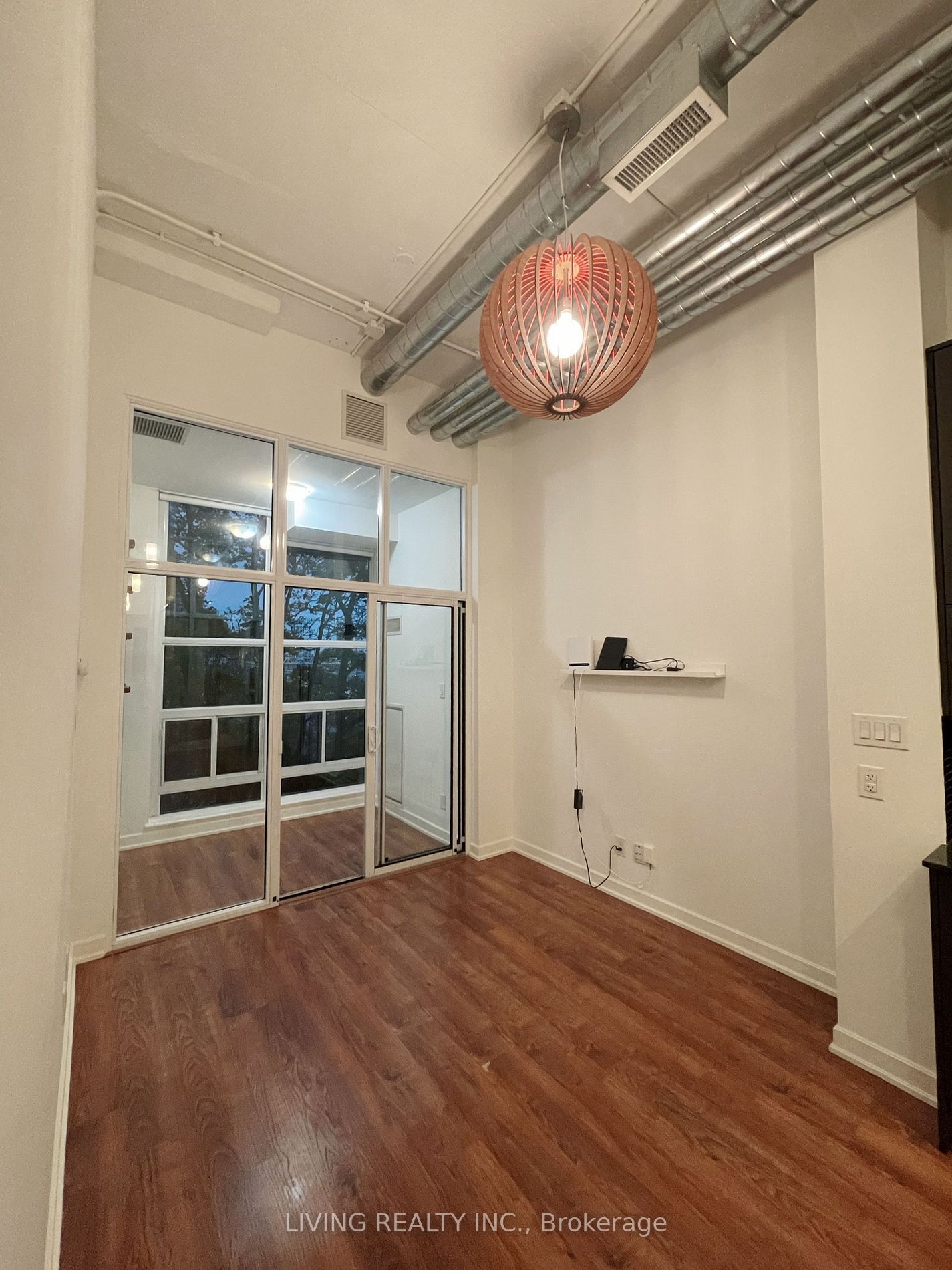 380 Macpherson Ave, unit 328 for rent