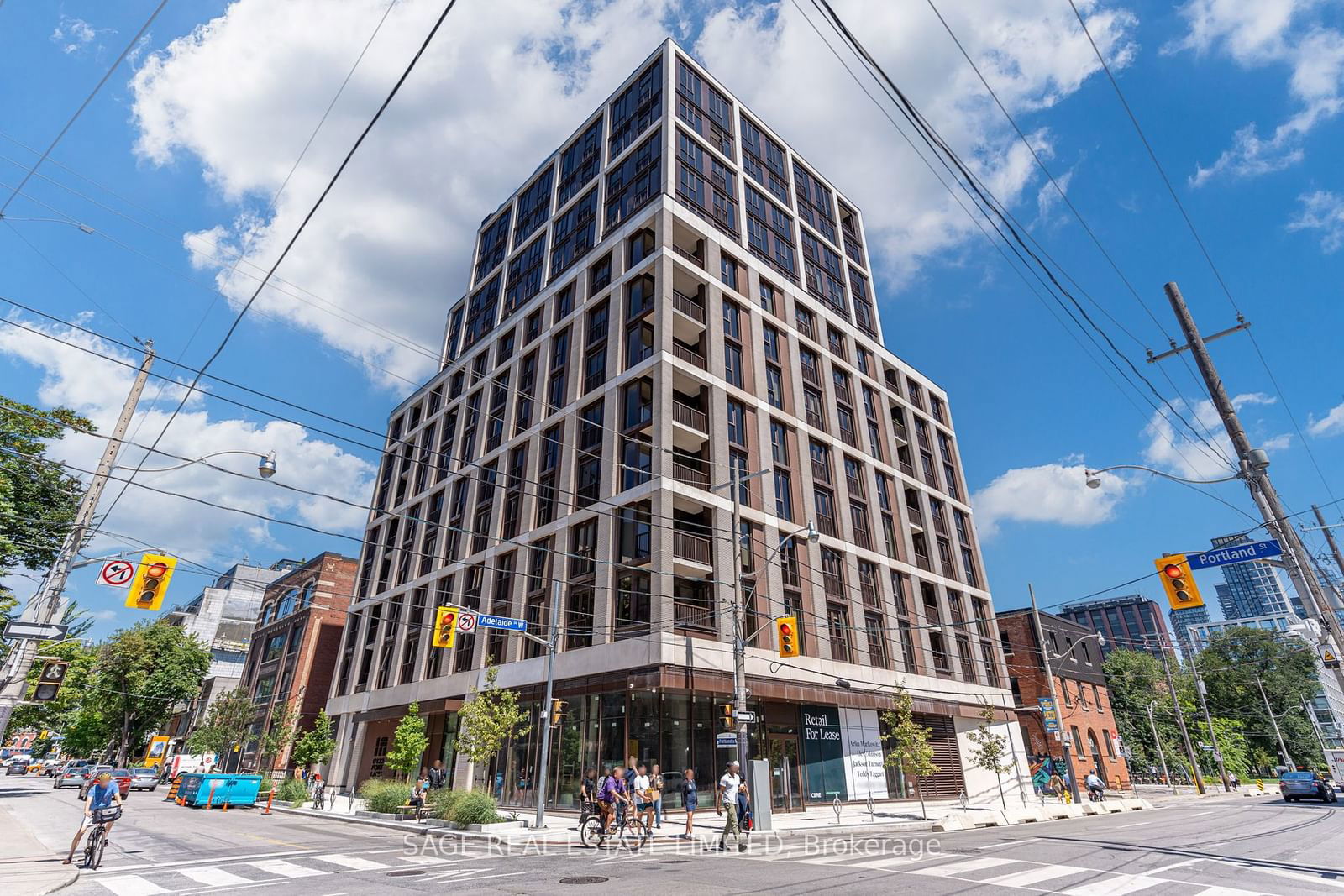 123 Portland St, unit 204 for sale