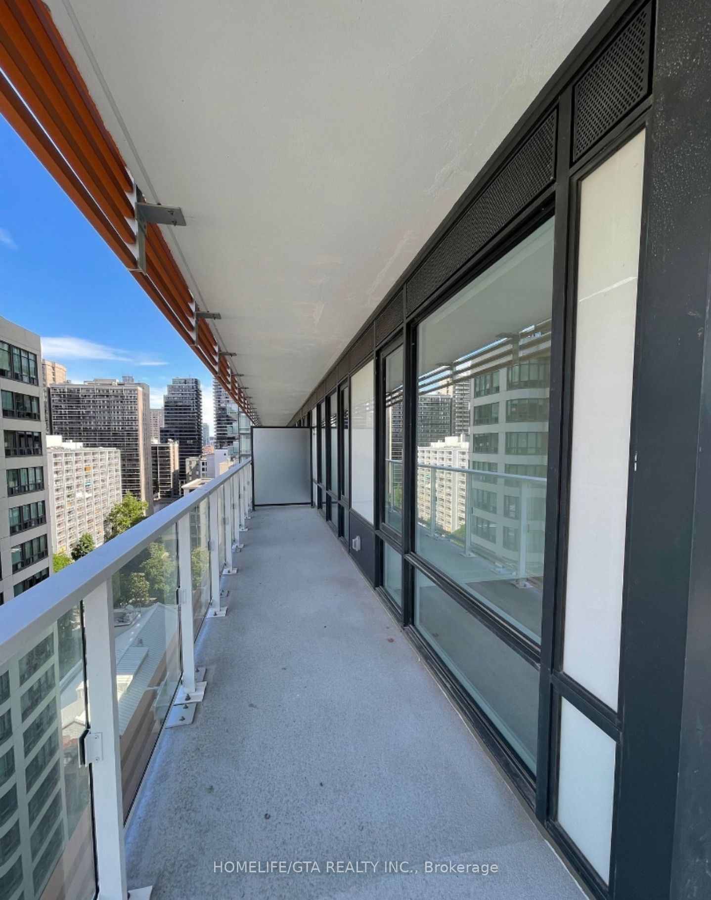 18 Maitland St, unit 1512 for rent