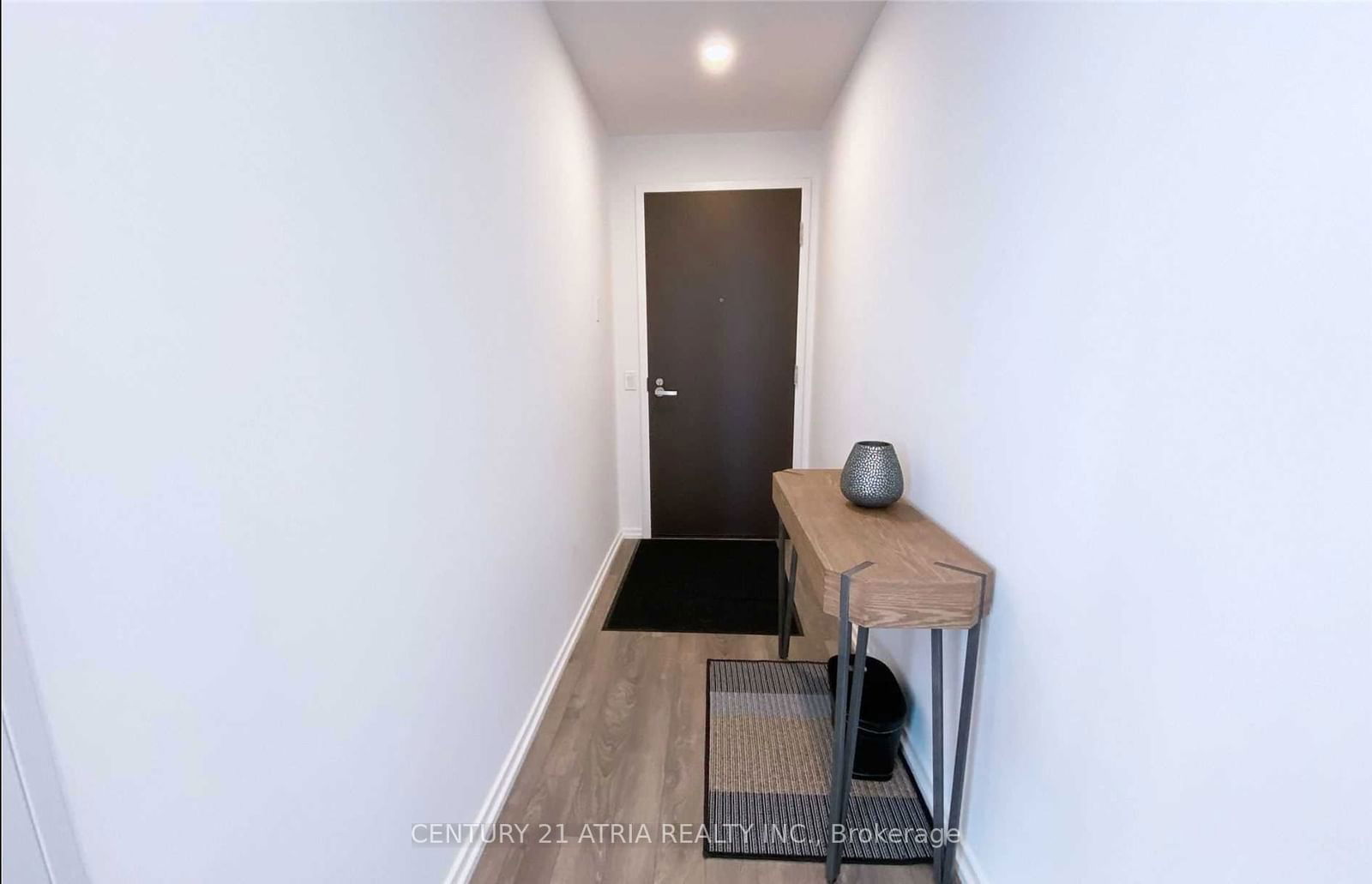 197 Yonge St, unit 5512 for rent