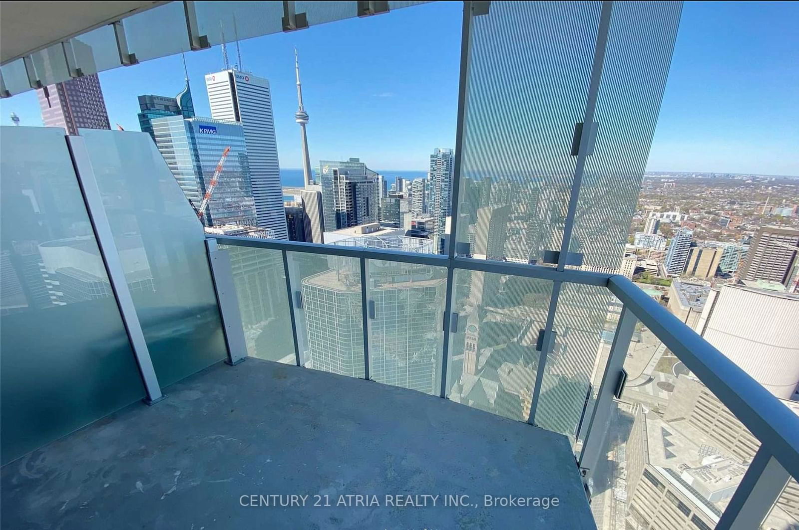 197 Yonge St, unit 5512 for rent