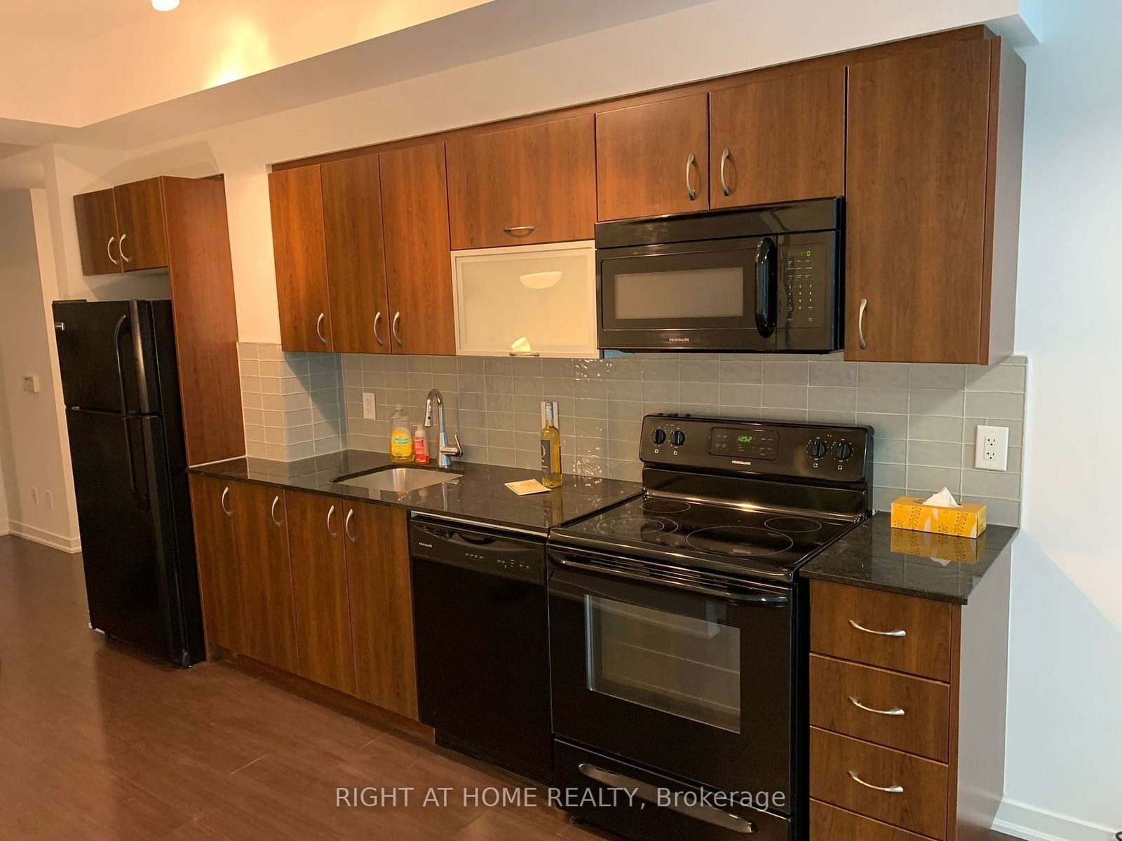 150 East Liberty St, unit 1105 for rent