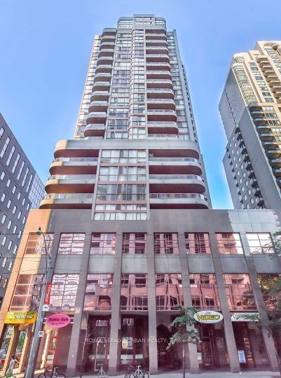 736 Bay St, unit 1101 for sale