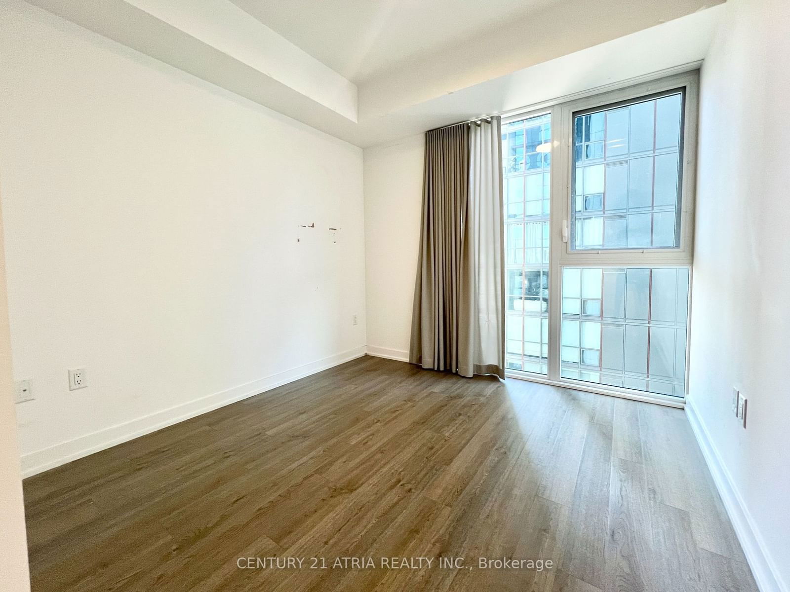 357 King St W, unit 1209 for rent