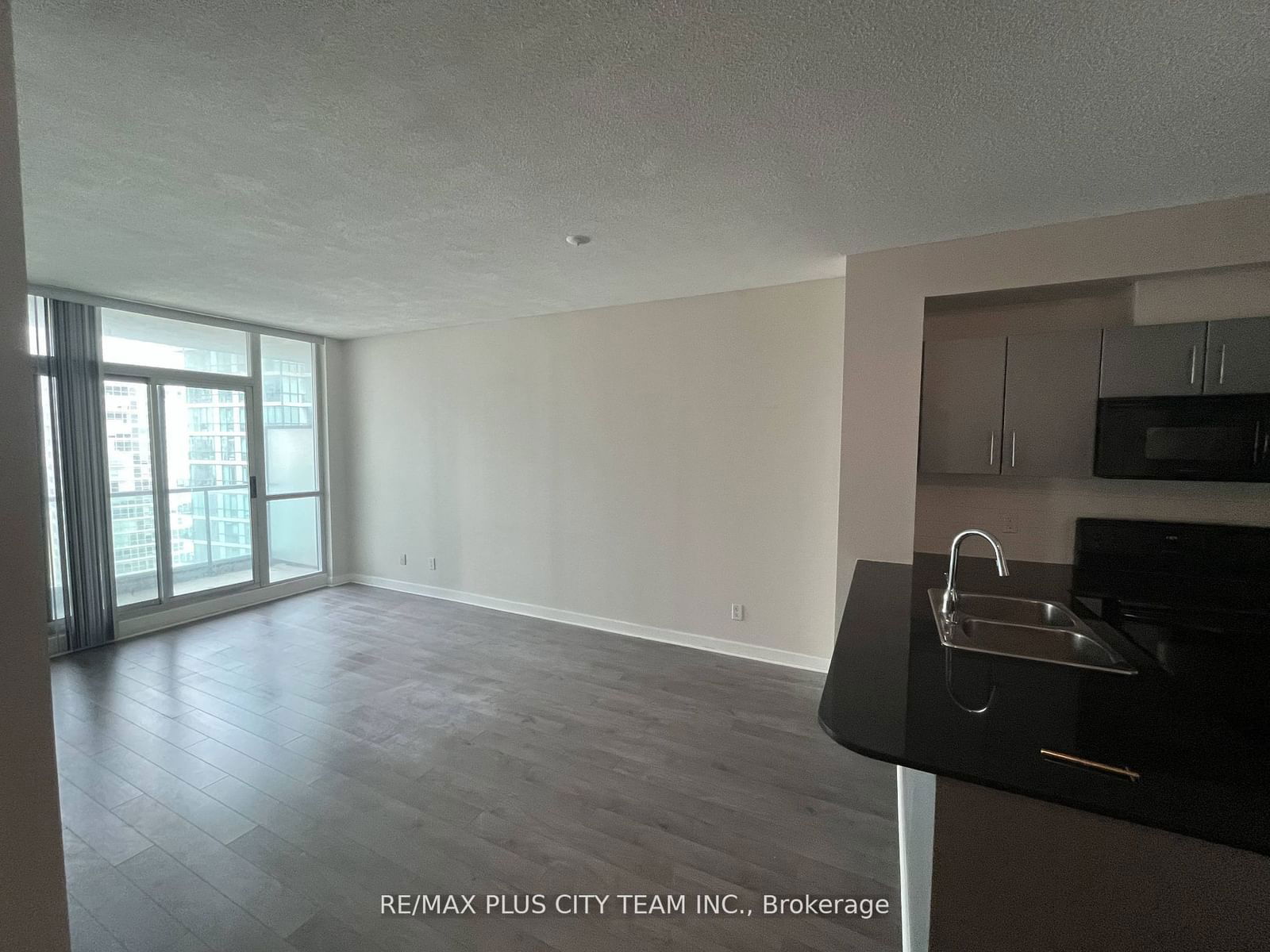 12 Yonge St, unit 2311 for rent