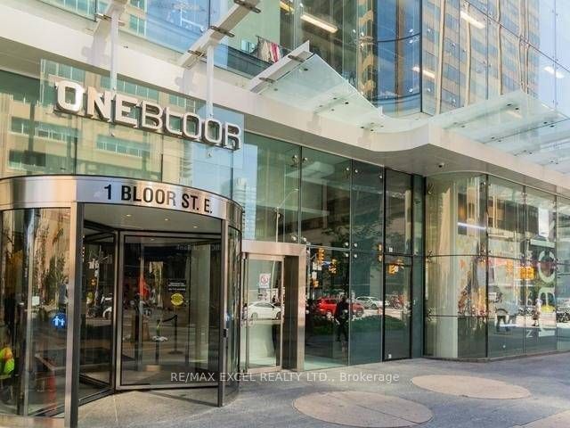 1 Bloor St E, unit 7102 for rent