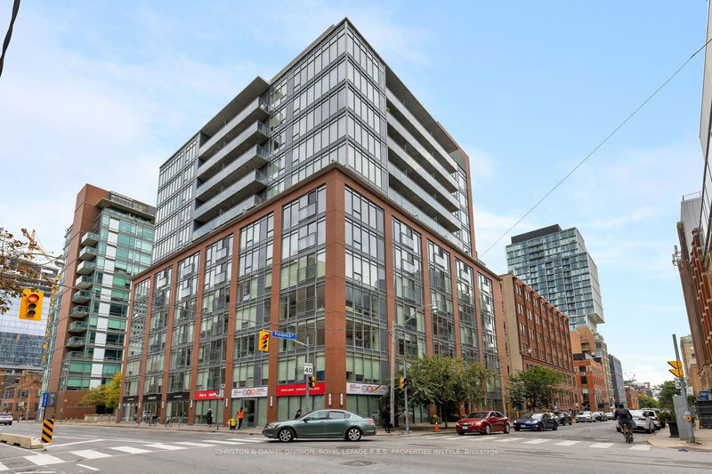 205 Frederick St, unit 702 for sale