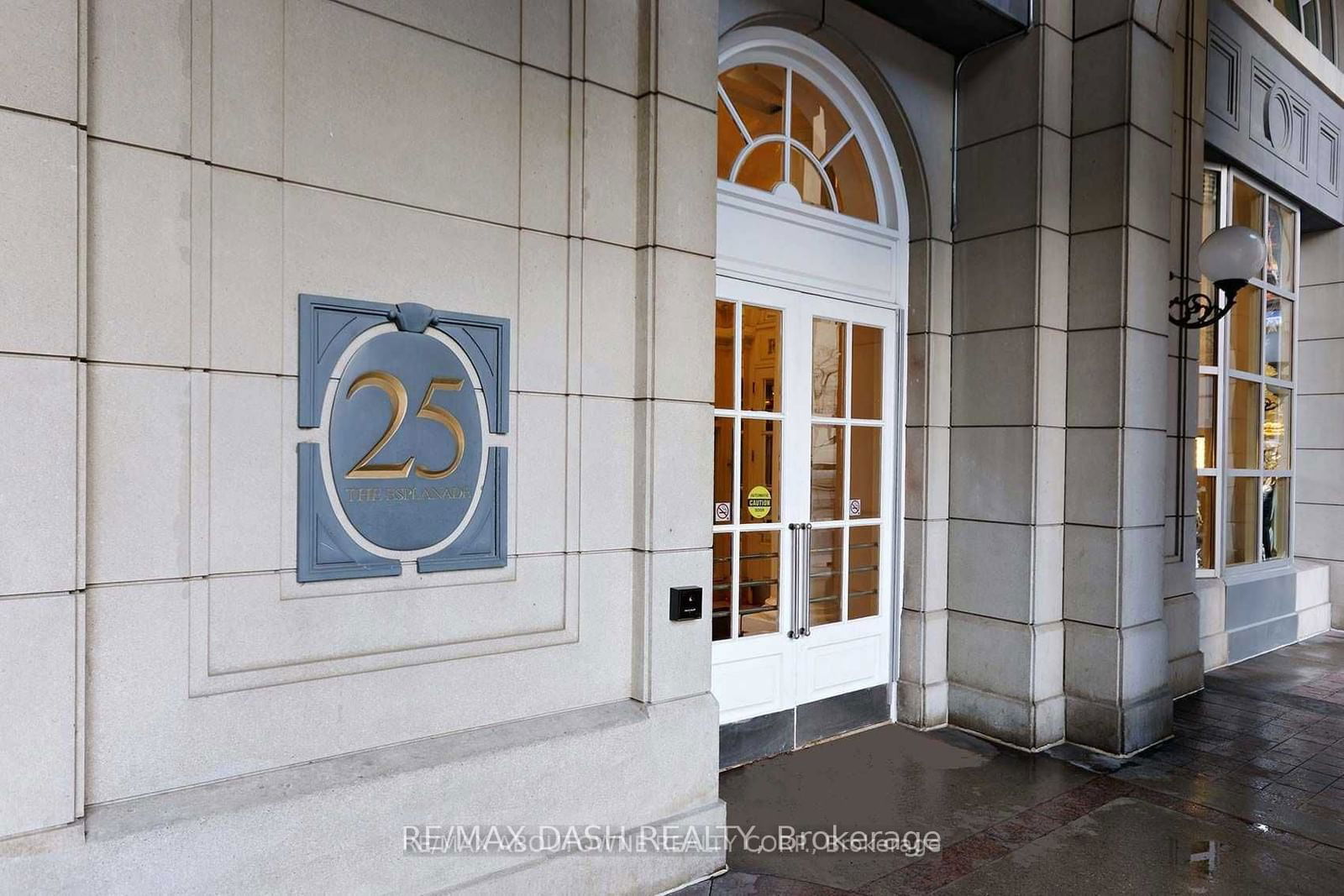 25 The Esplanade, unit 1916 for rent