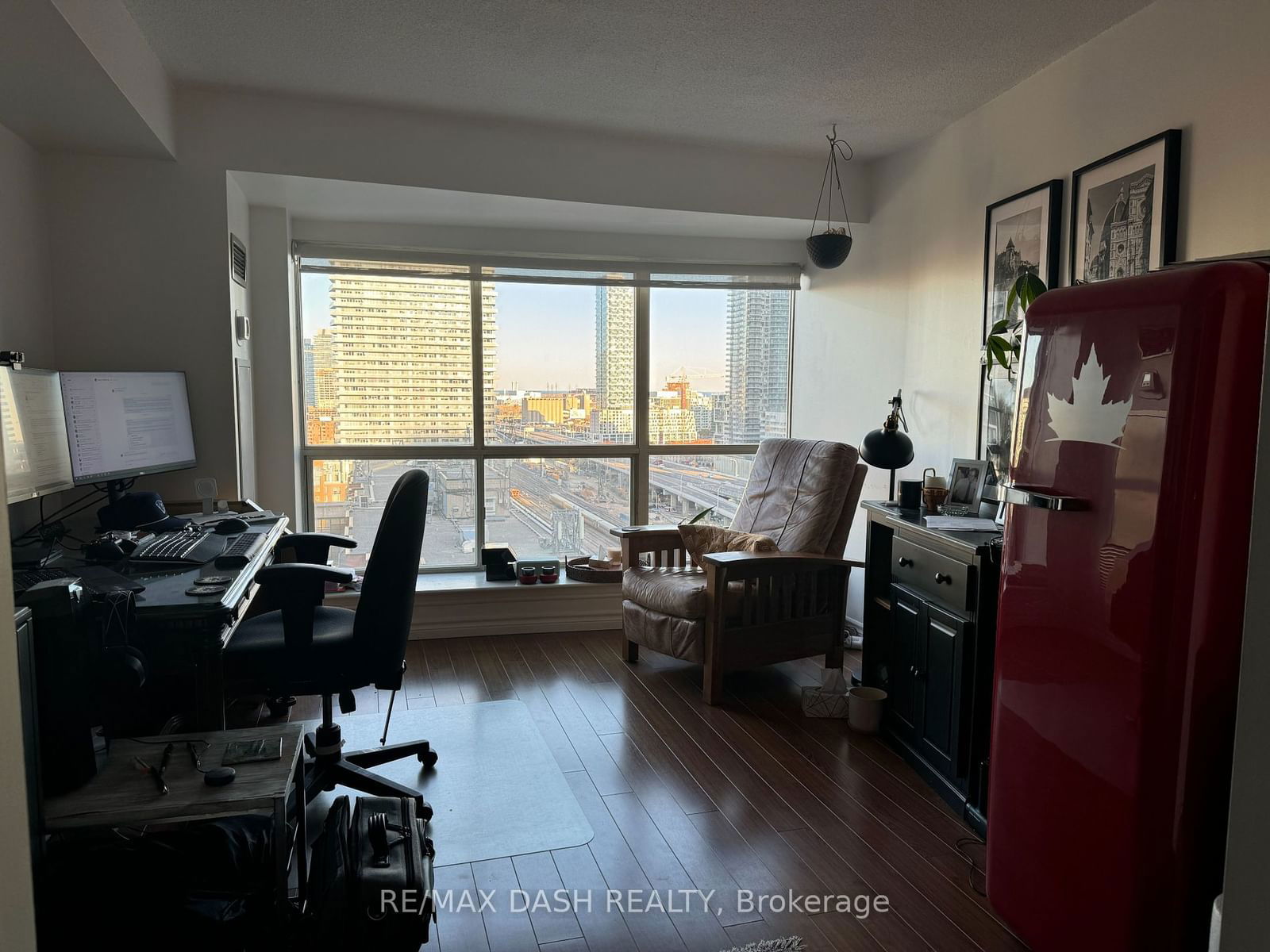 25 The Esplanade, unit 1916 for rent