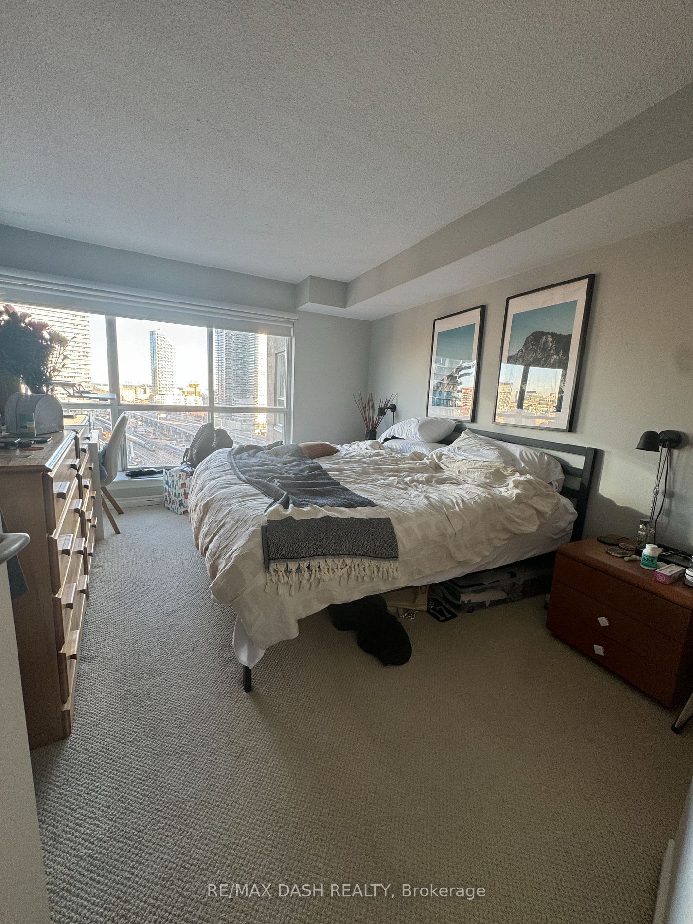 25 The Esplanade, unit 1916 for rent