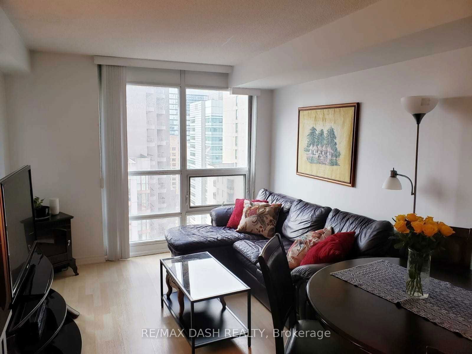 761 Bay St, unit 2210 for rent