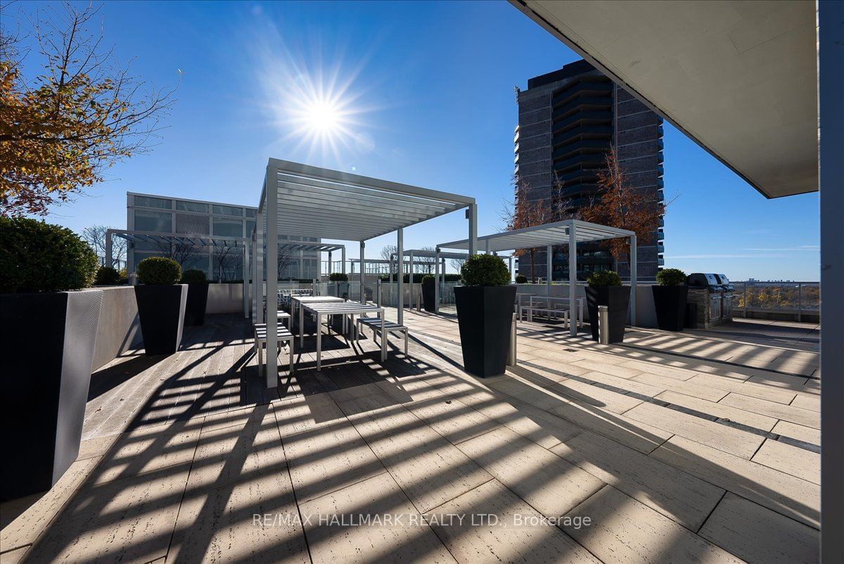 501 St Clair Ave W, unit 1811 for sale