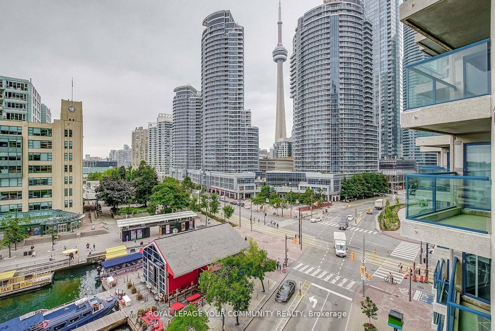 77 Harbour Sq W, unit 809 for sale