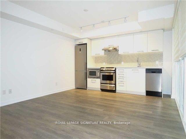 87 Peter St, unit 1012 for rent