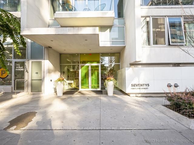 75 Portland St, unit 606 for rent