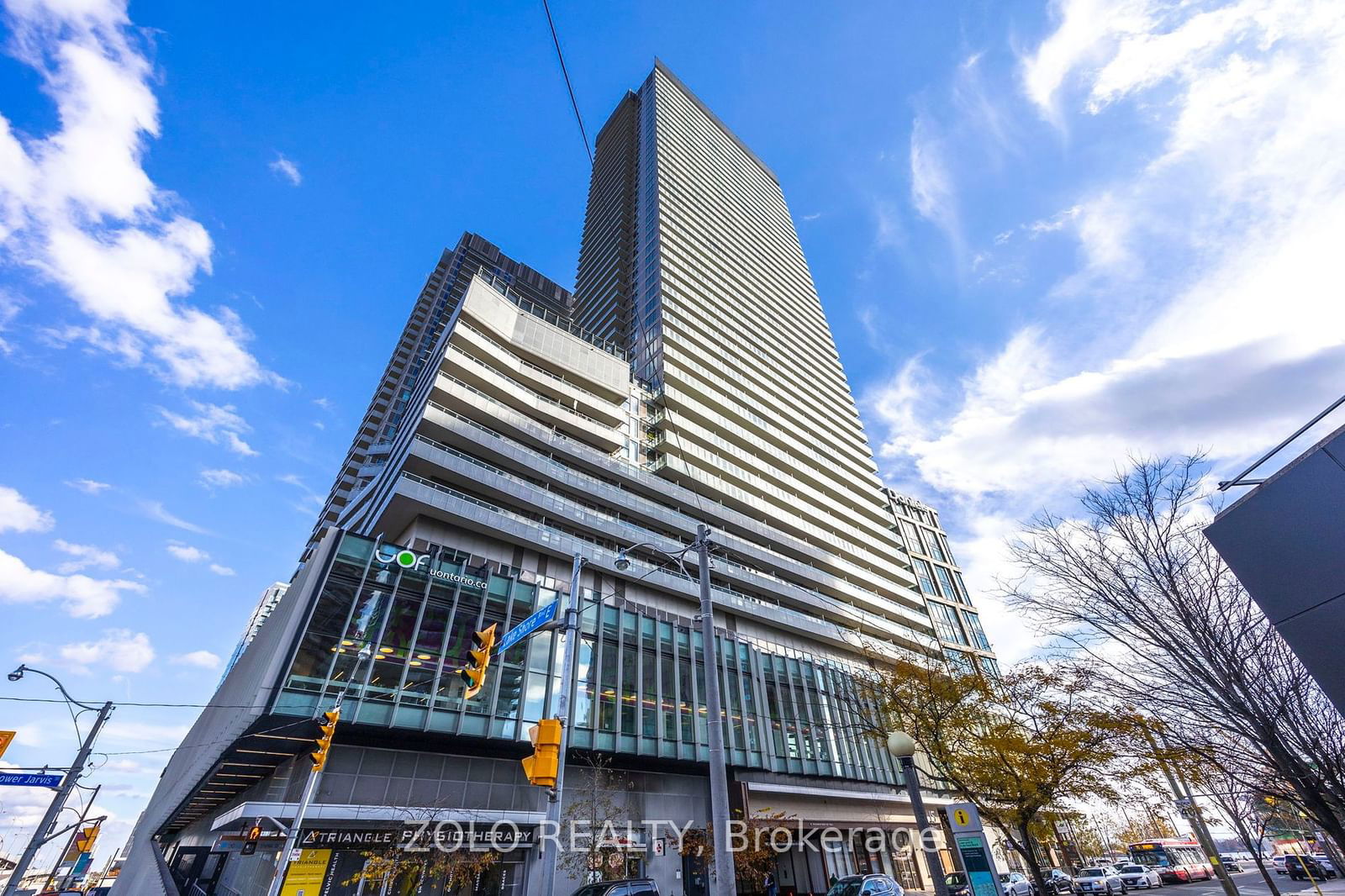 15 Lower Jarvis St W, unit 408 for rent