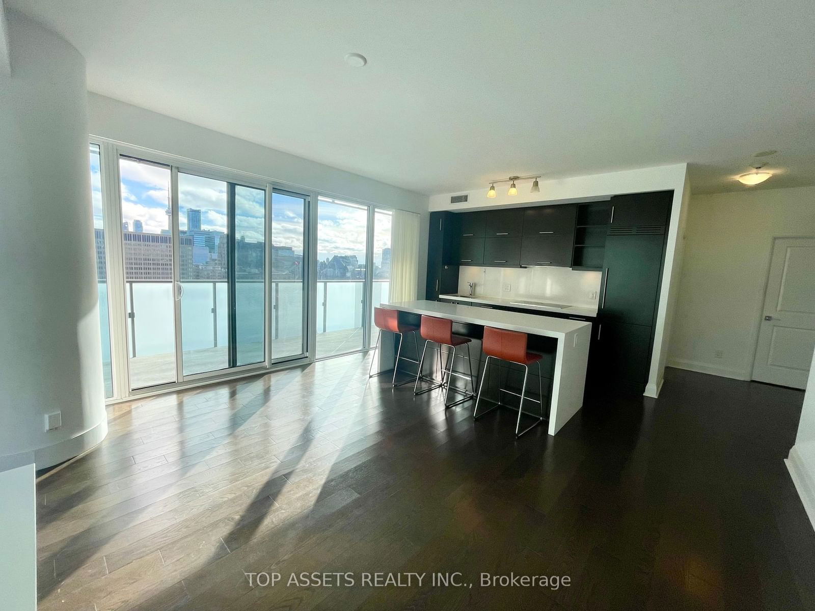 65 St Mary St, unit 1202 for rent