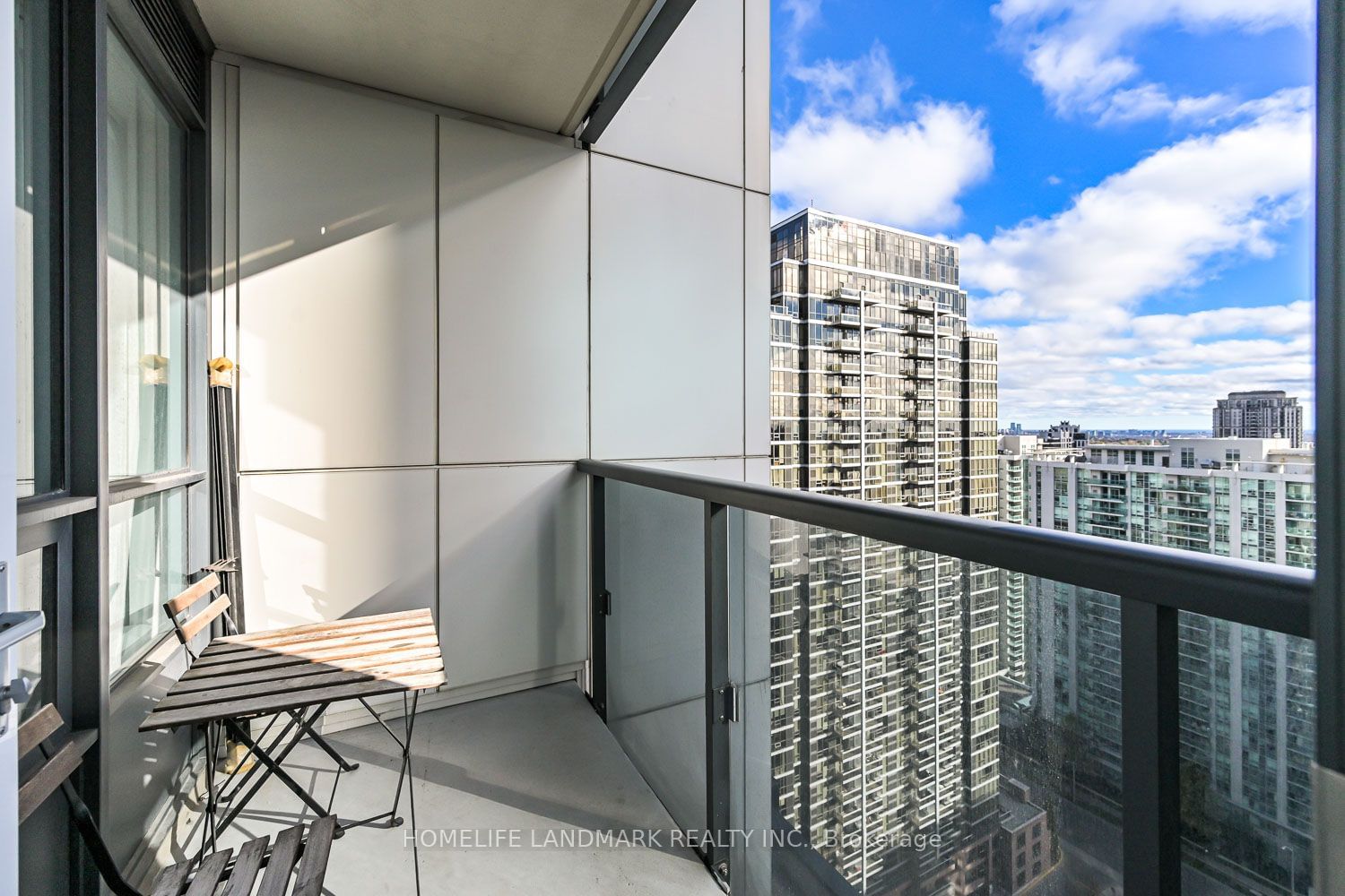 5 Sheppard Ave E, unit 2117 for sale