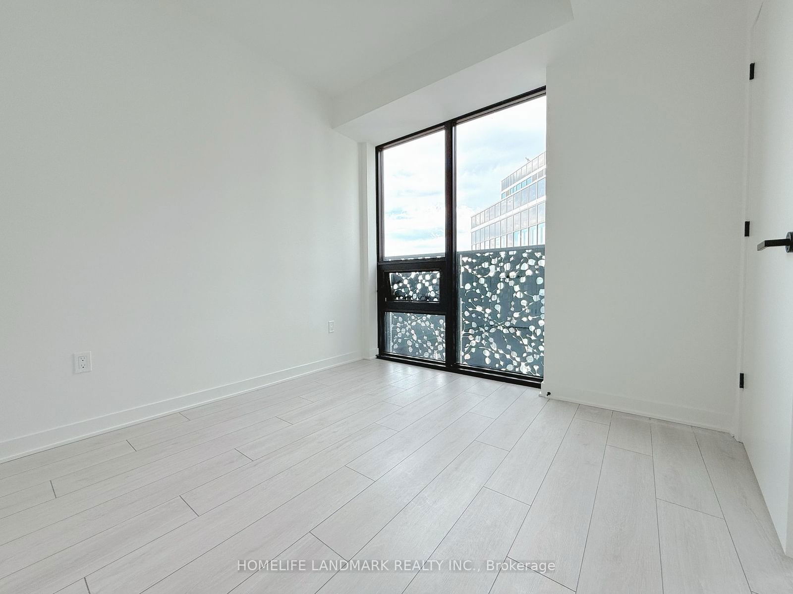 55 Charles St E, unit 4606 for rent