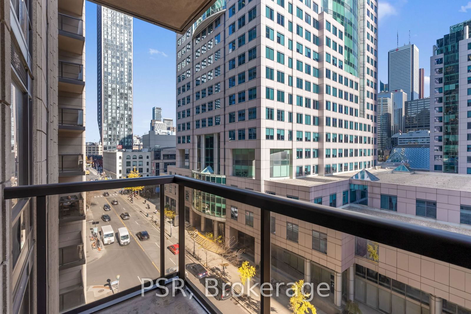 50 John St, unit 712 for rent