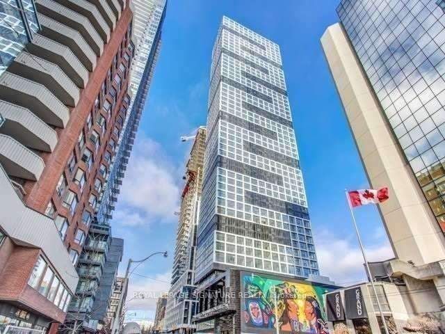 181 Dundas St E, unit 2105 for rent