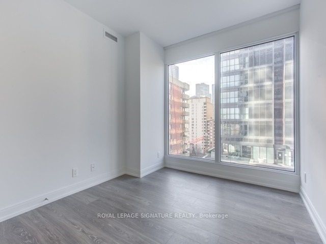 181 Dundas St E, unit 2105 for rent