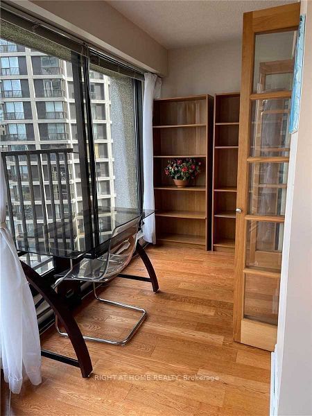 65 Harbour Sq, unit 1907 for rent