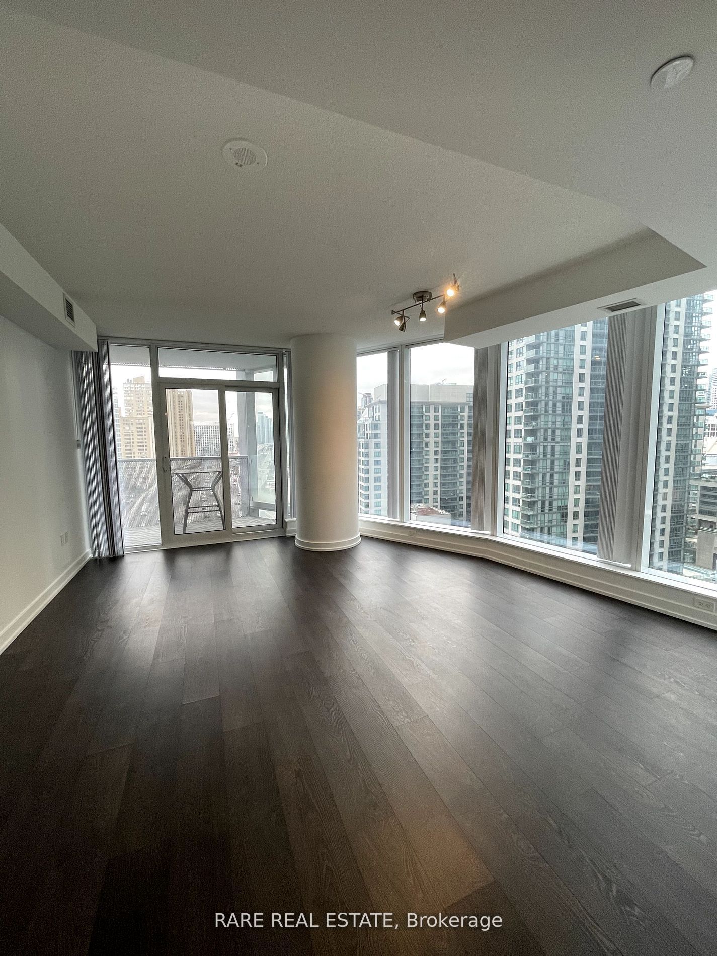 10 York St, unit 1311 for sale