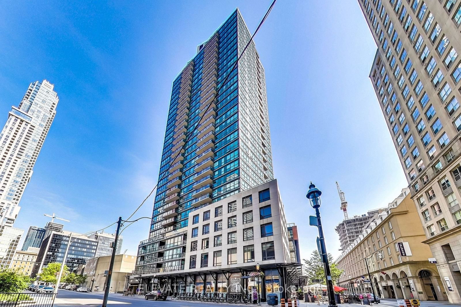 1 Scott St, unit 2206 for rent