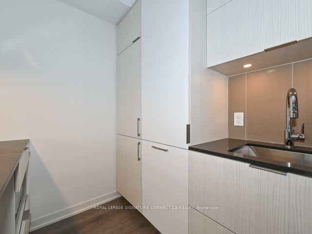 20 Richardson St, unit 414 for rent