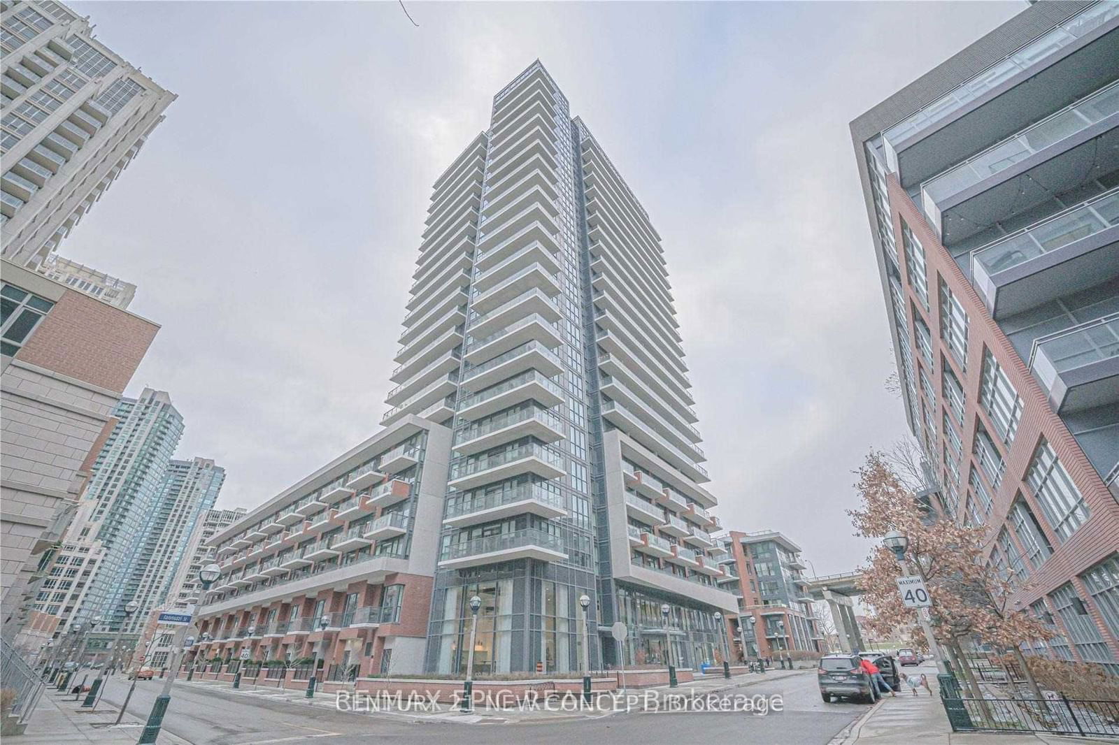 38 Iannuzzi St, unit 1702 for rent