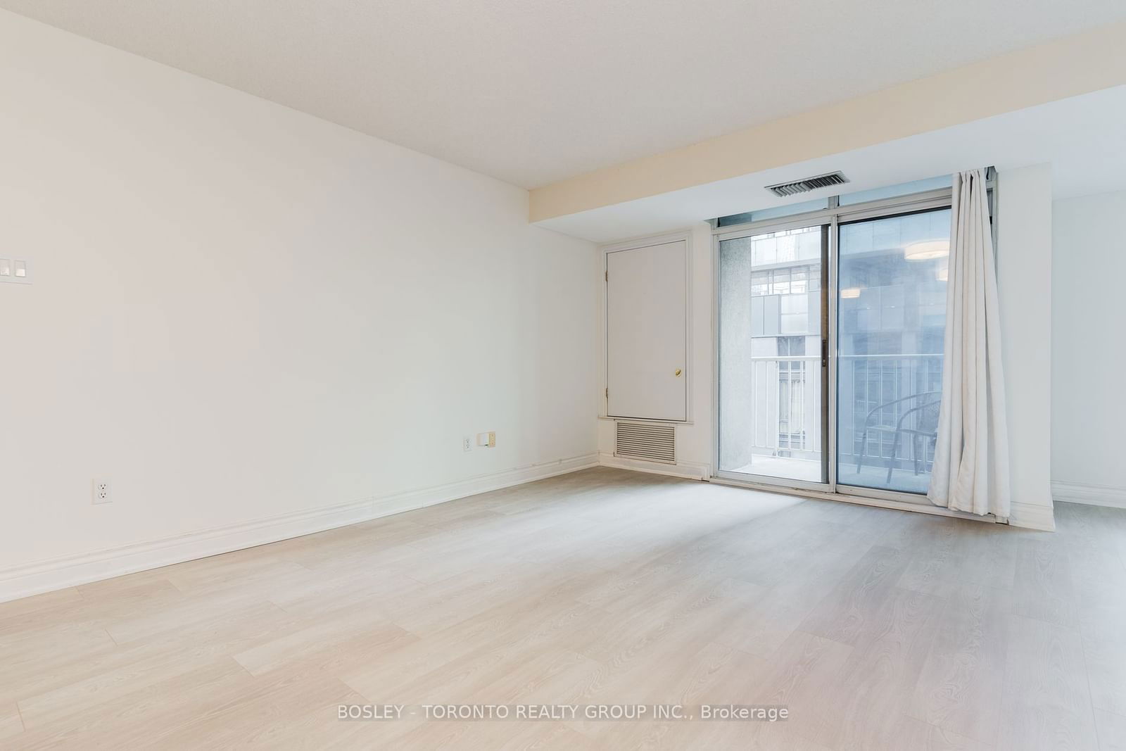 105 Victoria St, unit 606 for rent