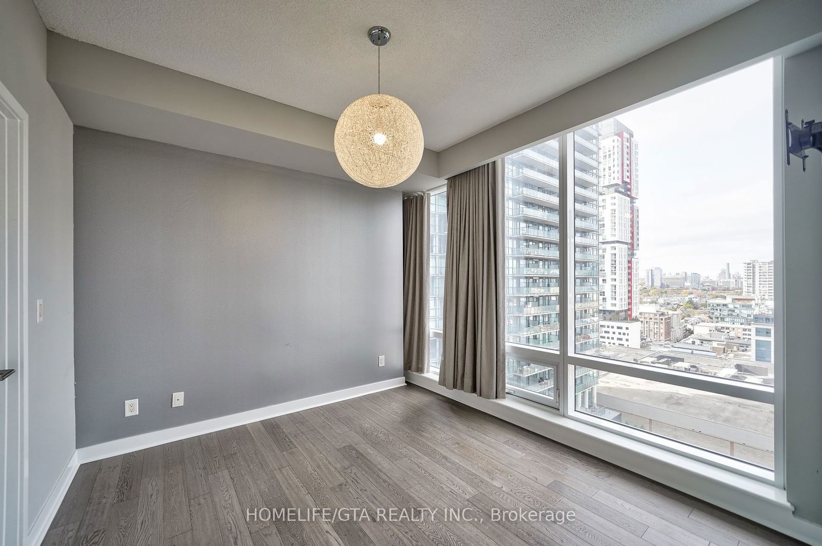 295 Adelaide St W, unit 1904 for rent