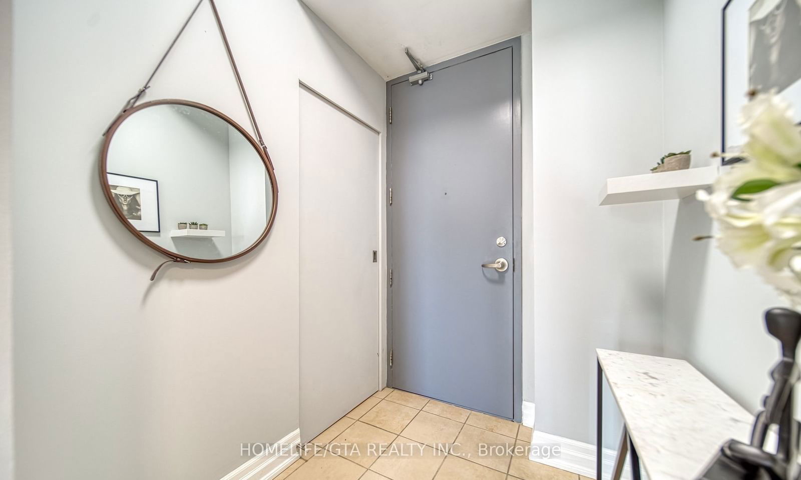 70 Alexander St, unit 512 for rent