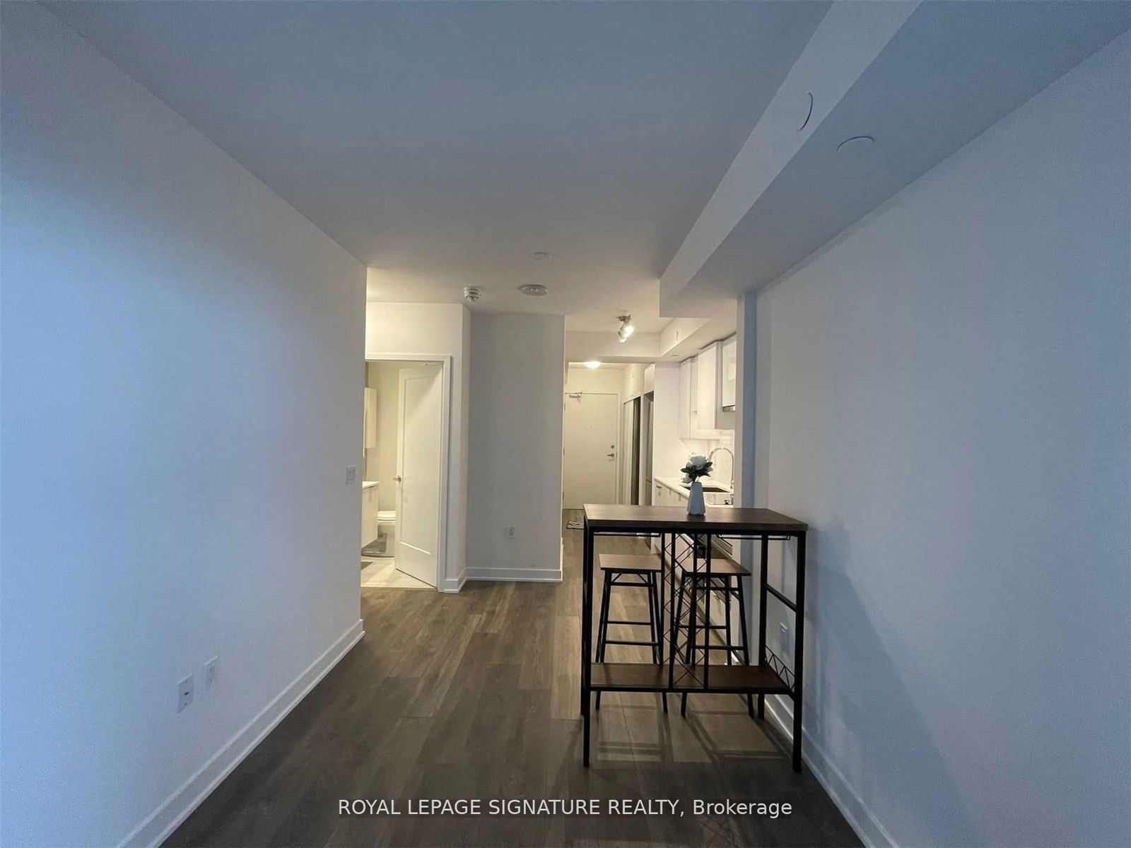 99 Broadway Ave, unit 3607 for rent