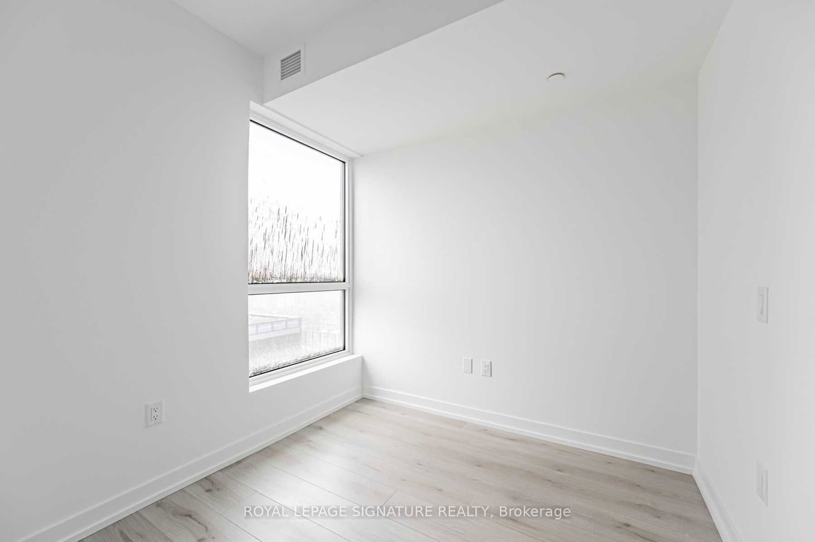 395 Bloor St E, unit 1306 for rent